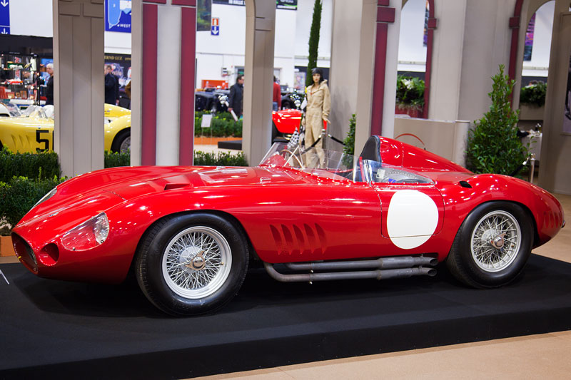Maserati Tipo 300S, R6-Zylinder-Motor, 260 PS, 285-300 km/h schnell
