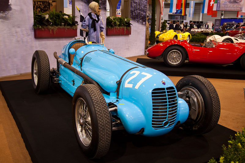 Maserati Tipo 8VRi, V8-Zylinder-Motor, 320 PS, 240 km/h schnell