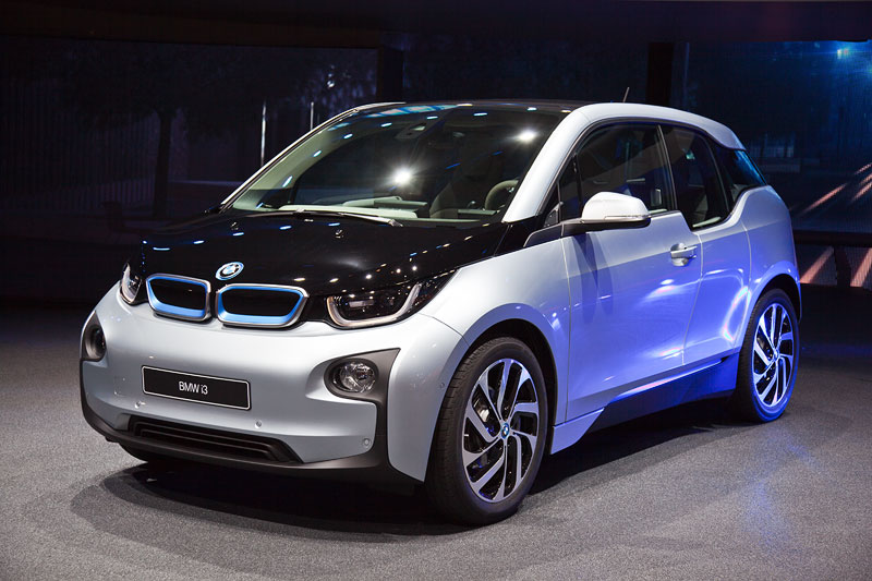 IAA 2013: BMW i3 in Ionic-Silver