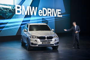 Pressekonferenz BMW Group IAA 2013:# Herbert Diess mit der Weltpremiere BMW Concept X5 eDrive