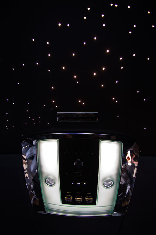 Rolls-Royce Celestial Phantom, Sternenhimmel im Fond