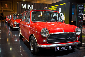 Innocenti Mini Cooper 1300 MK3 von Jürgen Dlugosch auf dem BMW Group Messestand, Techno Classica 2013