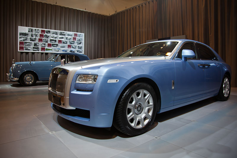 Rolls-Royce Ghost vor dem Silver Cloud auf der Techno Classica 2013