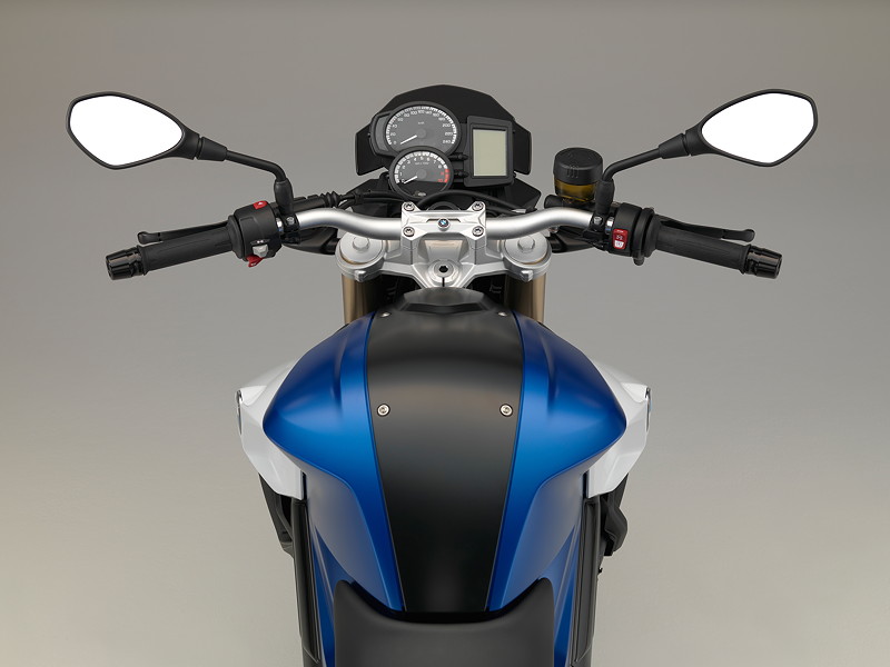 BMW F 800 R, Racingblue metallic matt / Schwarz