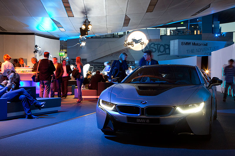 Weltweit erste BMW i8 Auslieferungen am 05. Juni 2014 in der BMW Welt in Mnchen.