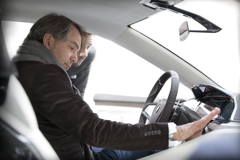 BMW Vision Future Luxury. Adrian van Hooydonk: 'Mit dem BMW Vision Future Luxury entwickeln wir unser Verstndnis von modernem Luxus konsequent weiter.'