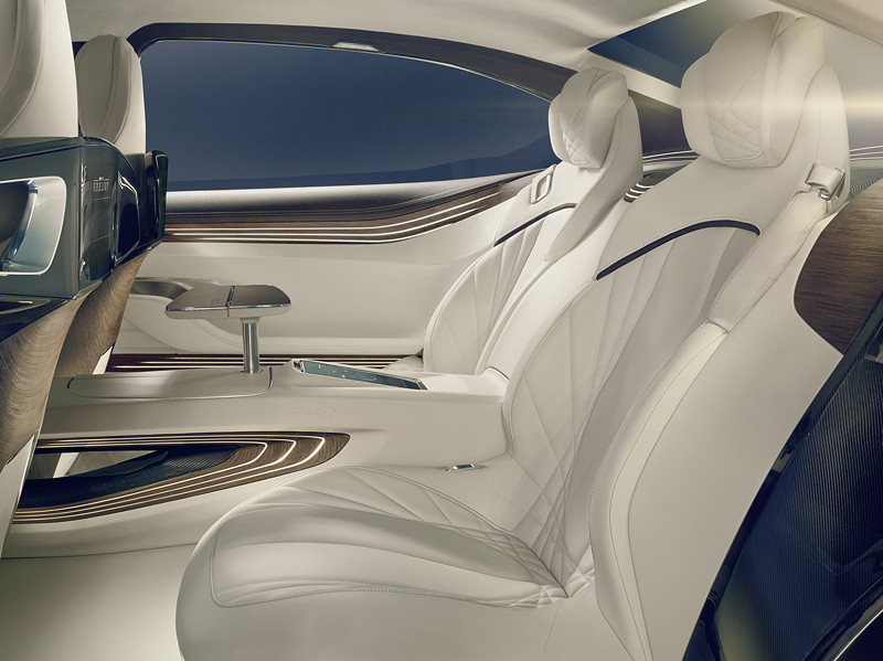 BMW Vision Future Luxury. Interieur. Zwei groe Einzelsitze mit tiefer Sitzschale laden ein, sich in den eigenen 'Personal Space' zurckzuziehen.