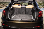 BMW X6, geteilt umlegbare Fondsitzbank. Das Kofferraumvolumen steigt auf 580 Liter.