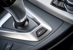 BMW 3er Plug-in Hybrid Prototyp, eDrive-Taste auf der Mittelkonsole