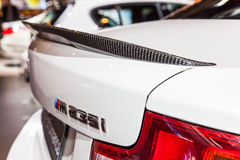 BMW M235i mit BMW M Performance Komponenten: Heckspoiler Carbon (435 Euro)