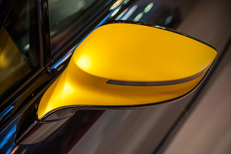 Manhart MHi8 auf Basis BMW i8