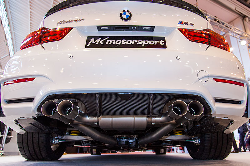BMW M4 von MK Motorsport mit MK Endschalldmpfern inkl. Titan Endrohren