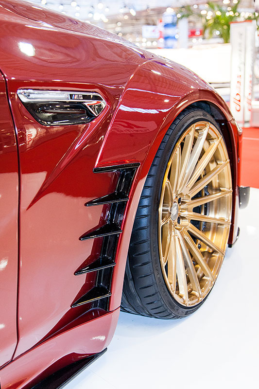 BMW M6 mit PD6XX Widebody Frontkotfl�gel