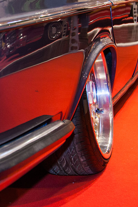 BMW 2.8 L (E3) mit starkem Sturz auf der Hinterachse