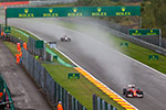 Formel 1 Qualifying auf feuchter Strecke in Spa-Francorchamps 