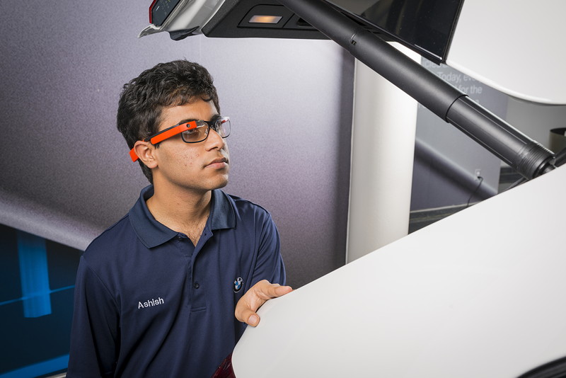 Werk Spartanburg testet Datenbrille zur Qualittssicherung in der Produktion