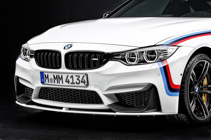 BMW M4 Coup� mit M Performance Parts