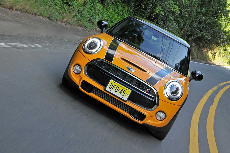 MINI Cooper S (F56) in Volcanic Orange on location in Puerto Rico