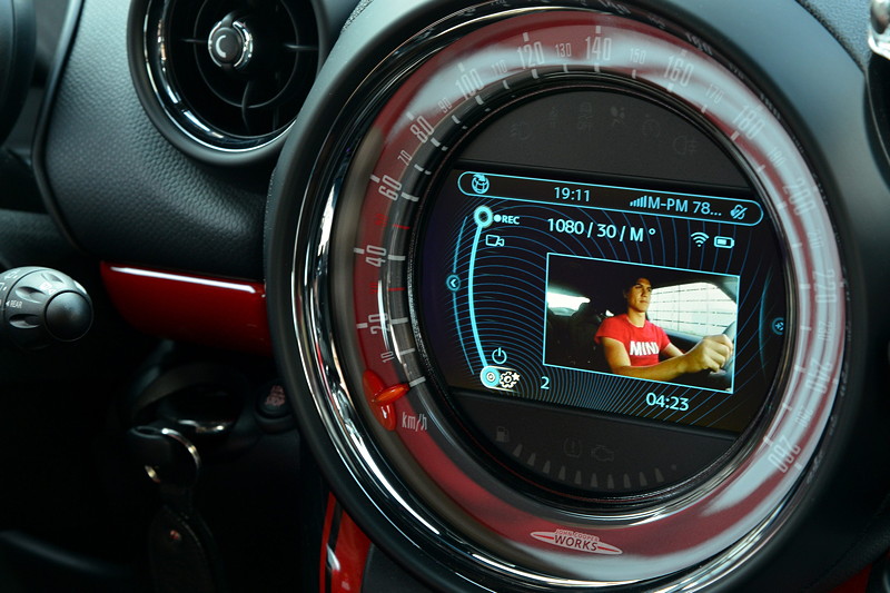 GoPro und MINI Connected.