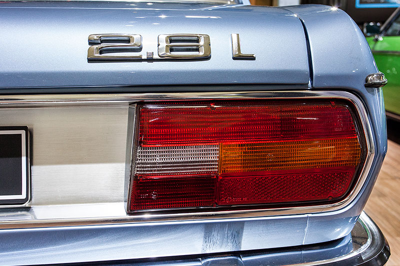 BMW 2.8 L, Typbezeichnung auf der Heckklappe