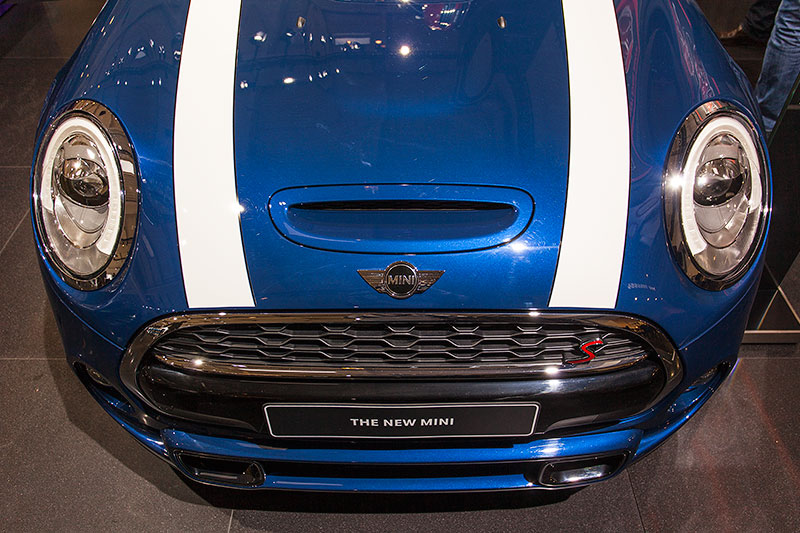 MINI Cooper S (F56), mit LED Scheinwerfern