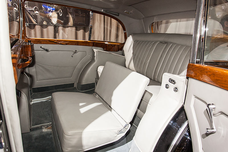Rolls-Royce Silver Wraith, Fond
