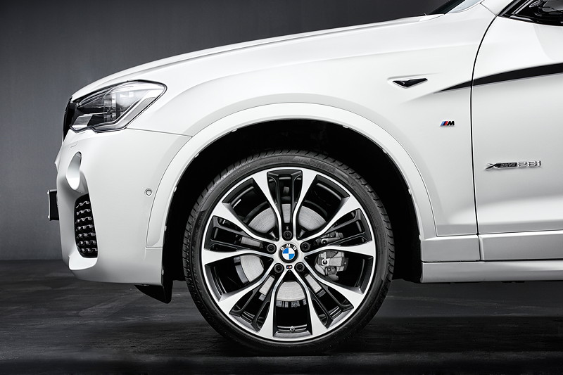 BMW X4 mit M Performance Parts