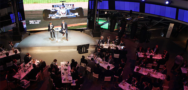 Alex Zanardi (IT), BMW Werksfahrer (links), BMW Welt.