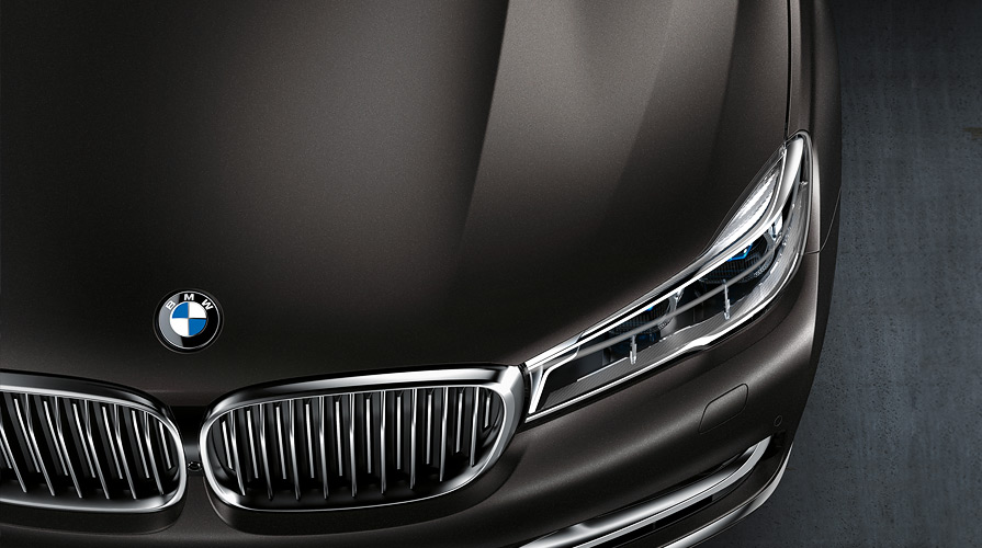 BMW 7er Individual Farbe: Frozen Dark Brown metallic