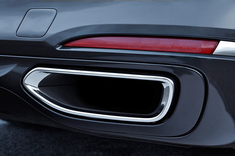 BMW 750Li xDrive (G12)