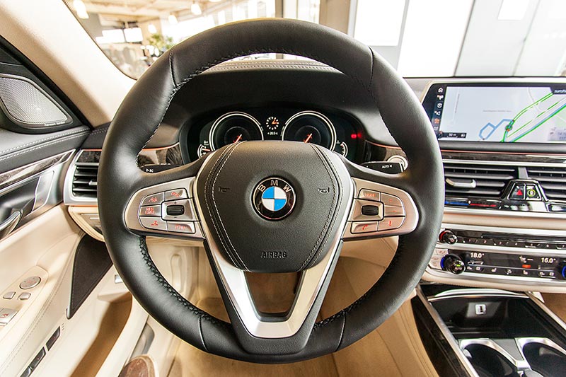 BMW 730d, Cockpit