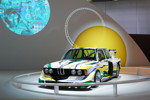 Das BMW Art Car von Roy Lichtenstein in der Sonderausstellung zu den BMW Art Cars am Concorso d'Eleganza-Wochenende.