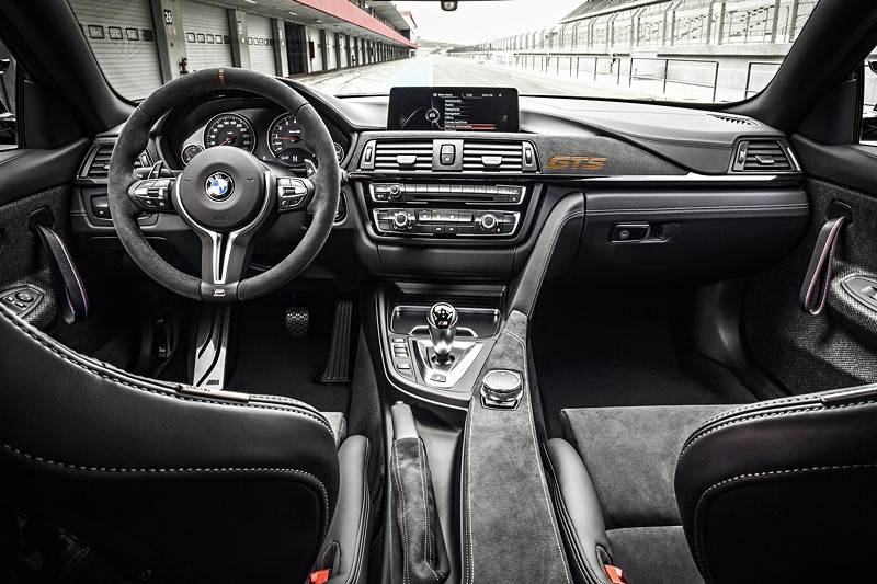 BMW M4 GTS, Innenraum vorne