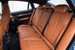 BMW X6 M, Fondsitzbank