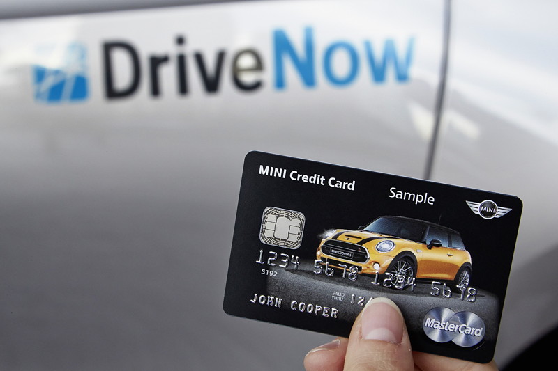 Neue BMW Kreditkarte mit Schl�sselfunktion