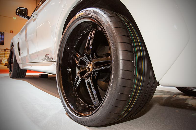 BMW X6 FALCON by AC Schnitzer mit verbreiterten Kotflgeln, Tieferlegung und 22 Zoll Rdern