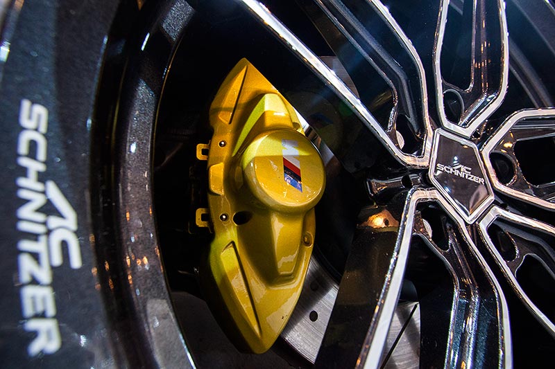 AC Schnitzer ACS1 5.0d mit lackiertem BMW M Bremssattel