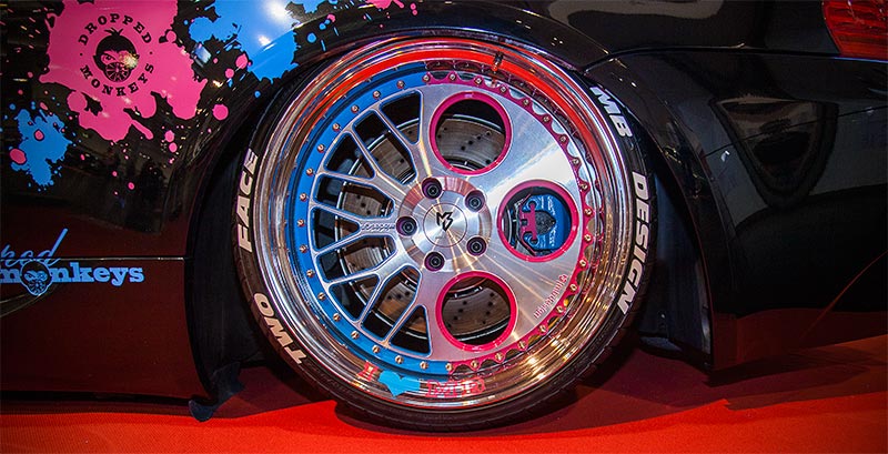 mehrteilige MB Design 'Twoface' Felge, 10,5 J x 20 Zoll, ET 11, mit 285/25 R20 Bereifung