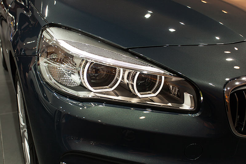BMW 216d Active Tourer, Scheinwerfer