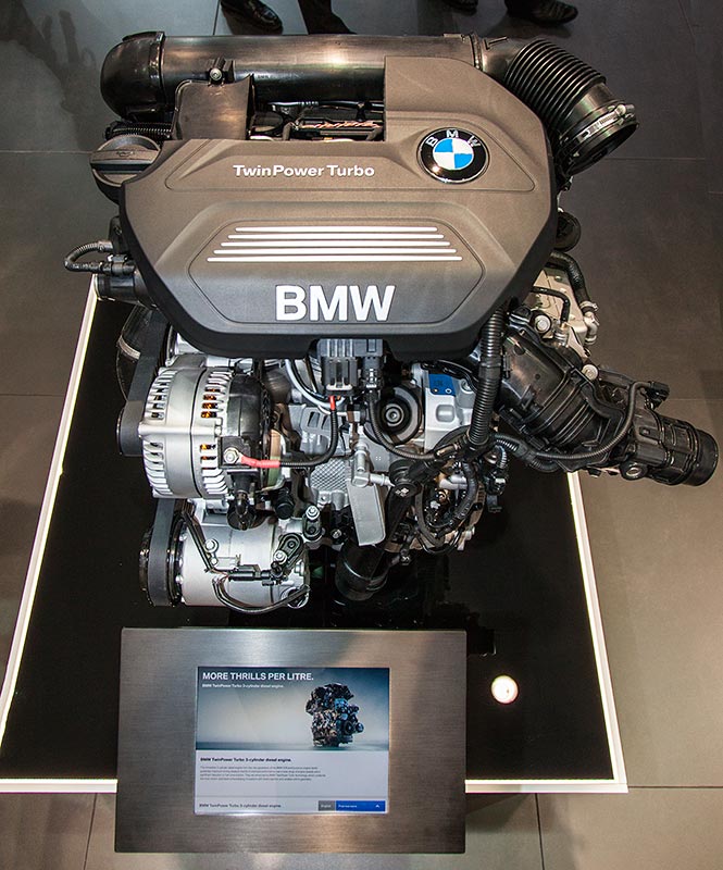 IAA 2015: BMW TwinPower Turbo 3-Zylinder Motor