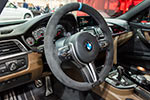 BMW M3, Cockpit mit BMW M Performance Lenkrad in Alcantara