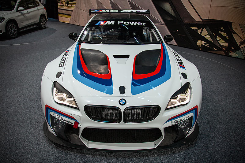 BMW M6 GT3 auf der IAA 2015