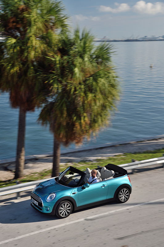 MINI Cabrio