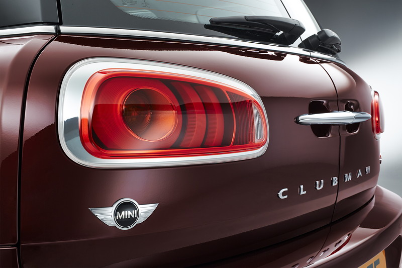 MINI Clubman. Pure Burgundy metallic.