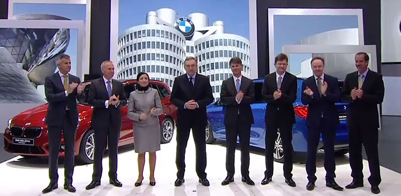Der gesamte BMW-Vorstand bei der BMW Pressekonferenz in Genf
