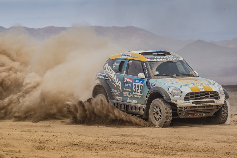 Aidyn Rakhimbayev (KZ) Anton Nikolaev (RU) - MINI ALL4 Racing # 329 - X-Raid Team - Dakar 2015