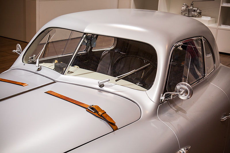 BMW 328 Touring Coup, mit 6-Zylinder-Motor, 136 PS