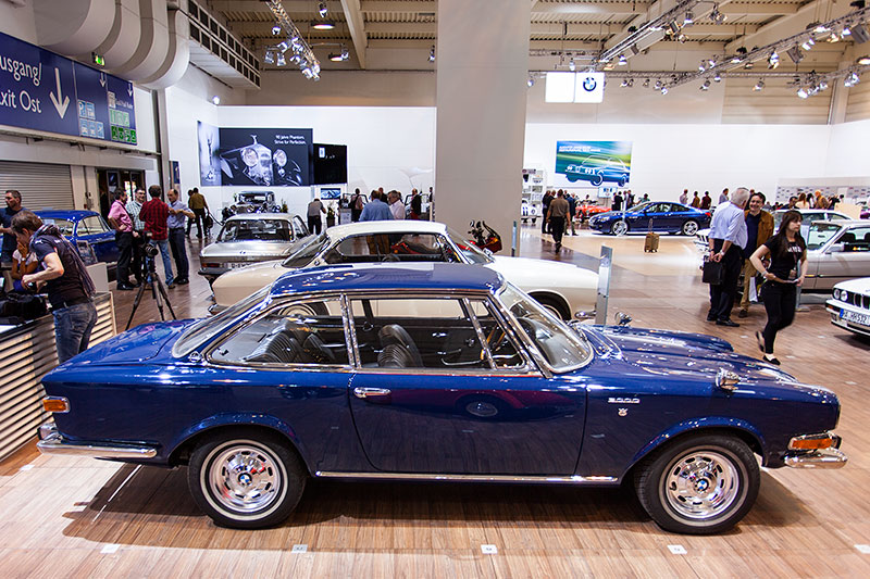 Glas 3000 V8, mit 160 PS starkem V8-Zylinder Motor