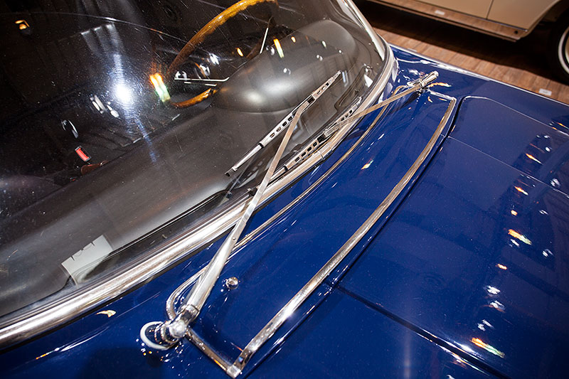 Glas 3000 V8, Scheibenwischer