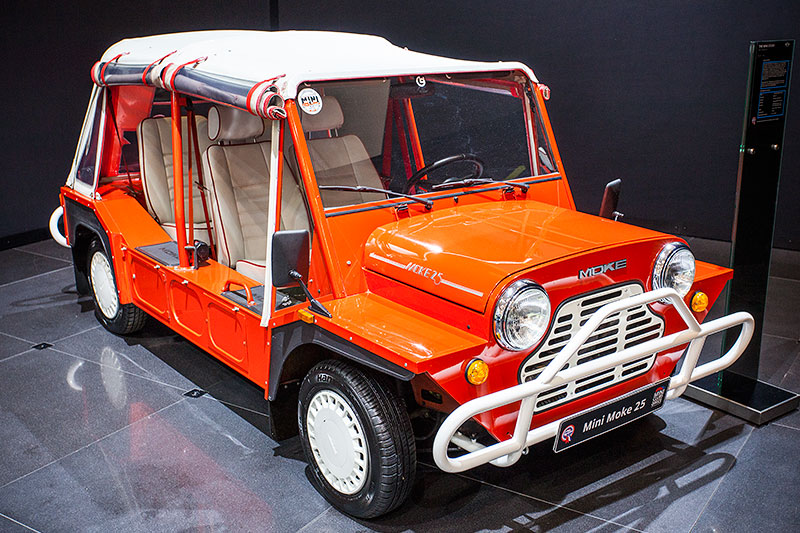 Mini Moke 25 von Gert Werthmann auf der Techno Classica 2015